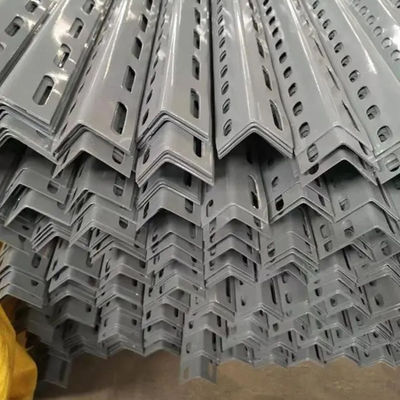 90 μοίρες Ζυγισμένο L Channel Steel Slotted Angle Σιδήρος GB9787 Προστασία από διάβρωση